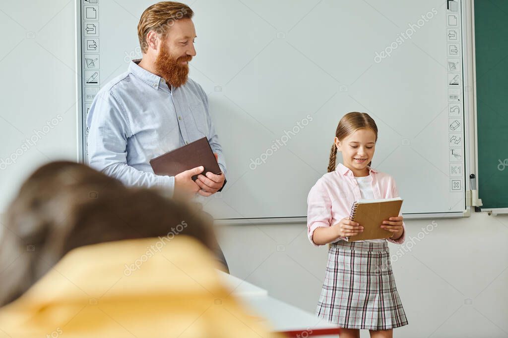 Docenti e educatori in aula